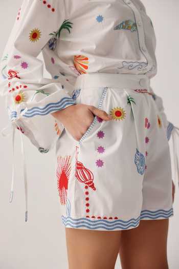 Buy_NOIB_White Poplin Embroidery Mia Floral Shorts _Online_at_Aza_Fashions