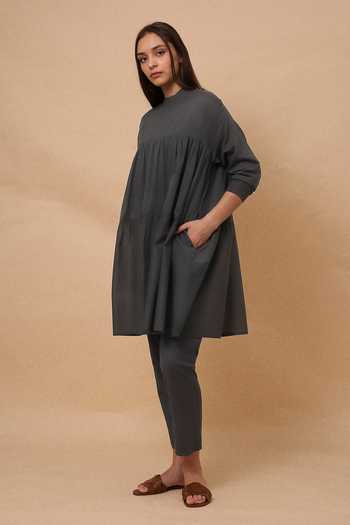 Shop_MATI_Grey Cotton Mul Rib Vena Tunic And Pant Co-ord Set _Online_at_Aza_Fashions