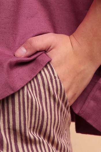 Buy_MATI_Mauve Cotton Mandarin Collar Oversized Ret Shirt And Striped Shorts Set _Online_at_Aza_Fashions