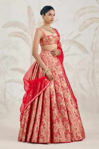 Shop_Shyam Narayan Prasad_Gold Silk, Organza, Brocade Embroidery Sweetheart Neck Floral Woven Lehenga Set 