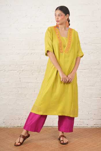 Myoho_Green Chanderi Embroidery, Beads V-neck Placement Kurta And Pant Set _at_Aza_Fashions