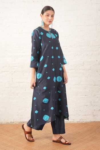 Buy_Myoho_Blue Chanderi Embroidery Bandhani Pattern Kurta And Pant Set 