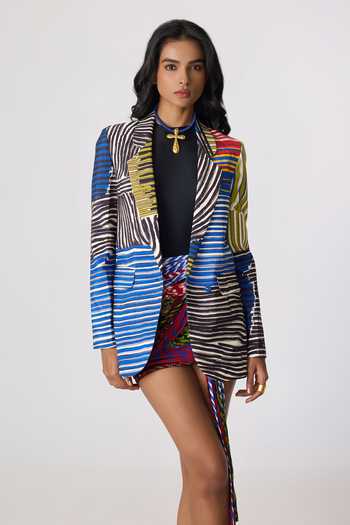 Buy_Saaksha & Kinni_Multi Color Crepe Rebekkah Printed Blazer _at_Aza_Fashions
