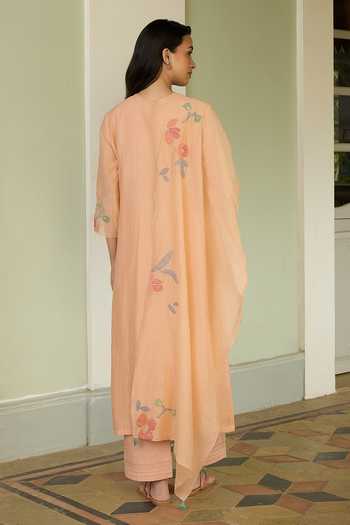 Shop_Vaayu_Peach Cotton, Muslin Applique, Tassels Round Neck Floral Embroidered Kurta Set _at_Aza_Fashions