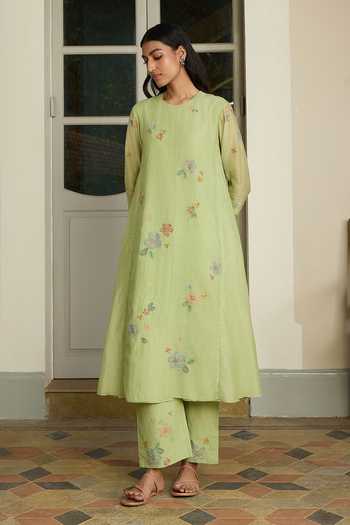 Vaayu_Green Cotton, Muslin Embroidery Round Neck Lime Floral Kurta And Pant Set _Online_at_Aza_Fashions