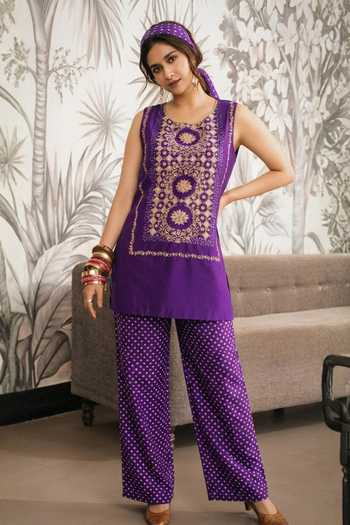 Shop_Pink City by Sarika_Purple Silk Embroidery, Gota Patti Round Neck Lotus Kurta Pant Set 