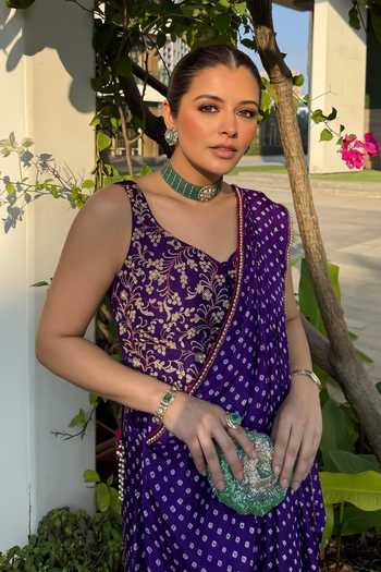 Pink City by Sarika_Purple Silk Embroidery, Pearls Sweetheart Bandhani Pattern Pre-draped Saree Set _Online