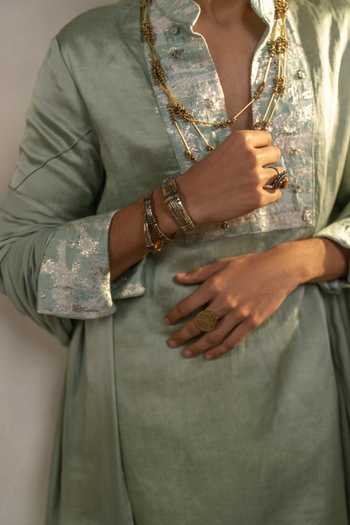 Shop_Jatin Malik_Green Silk, Linen Zari Caravan Pattern Kurta Set _Online_at_Aza_Fashions