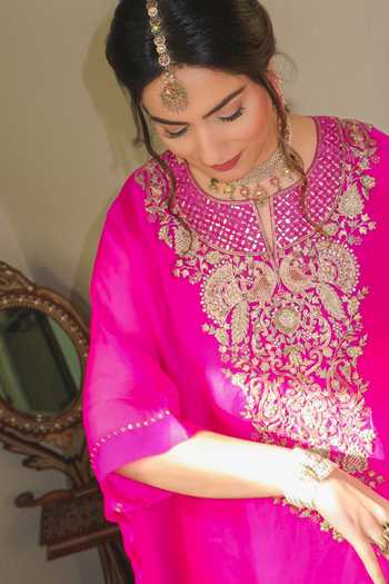 Shop_Pink City by Sarika_Pink Silk Embroidery Split V-neck Kaftan Set 