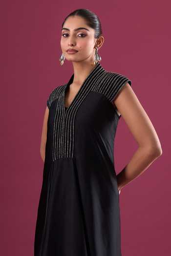 Amit Aggarwal_Black Chiffon Beads V-neck Embellished Yoke Dress _at_Aza_Fashions