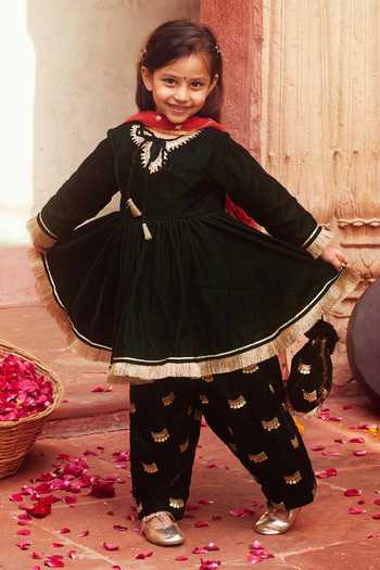 Buy_Chotibuti_Green Velvet Embroidery Contrast Hem Kurta Set _at_Aza_Fashions