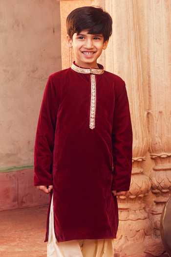 Shop_Chotibuti_Maroon Velvet Kurta And Pyjama Set _at_Aza_Fashions