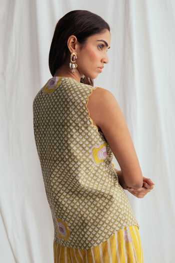 Shop_Jodi_Multi Color Cotton Embroidery V-, Button-down Panna Printed Shirt _at_Aza_Fashions