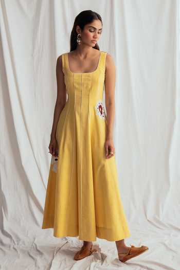Buy_Jodi_Yellow Cotton Applique Square Neck Aamras Handloom Dress _at_Aza_Fashions
