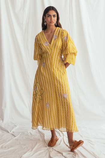 Buy_Jodi_Yellow Chanderi Embroidery, Beads V-neck Dhoop Dress _Online_at_Aza_Fashions