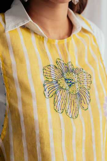 Jodi_Yellow Chanderi Embroidery, Beads Crew Neck Dhoop Printed Bib Jacket _Online_at_Aza_Fashions