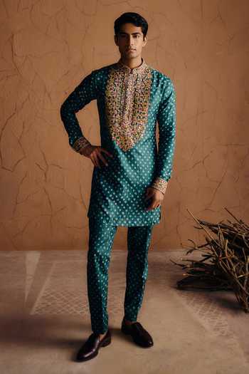 Buy_Amaare_Green Silk Sequins, Beads, Gota Patti Marvaan Embroidered Kurta Set _at_Aza_Fashions