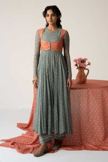 Baise Gaba_Green Chiffon, Muslin Embroidery Nayab Bandhej Print Anarkali Set With Jacket _Online_at_Aza_Fashions