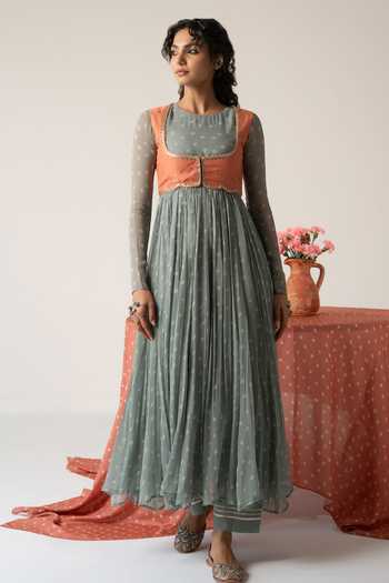 Buy_Baise Gaba_Green Chiffon, Muslin Embroidery Nayab Bandhej Print Anarkali Set With Jacket _Online_at_Aza_Fashions