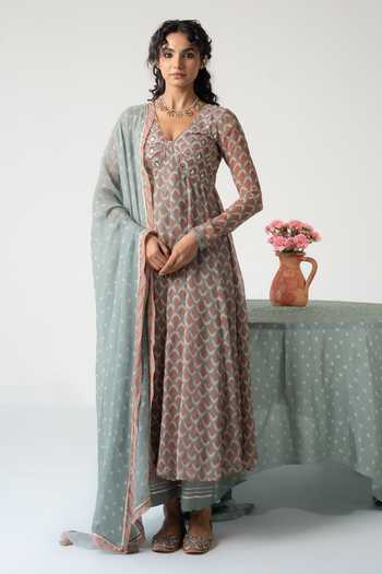 Baise Gaba_Multi Color Chiffon, Muslin Embroidery V-neck Noorani Fish Print Anarkali Set _Online_at_Aza_Fashions