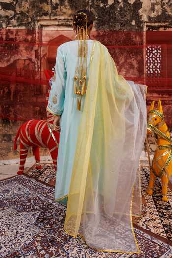 Shop_Bannhi By Priyanka Rathore_Blue Chanderi Embroidery, Gota Patti V-neck Kurta Set _at_Aza_Fashions
