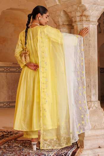 Shop_Bannhi By Priyanka Rathore_Yellow Chanderi Embroidery, Gota Patti Scoop Neck Anarkali Set _at_Aza_Fashions