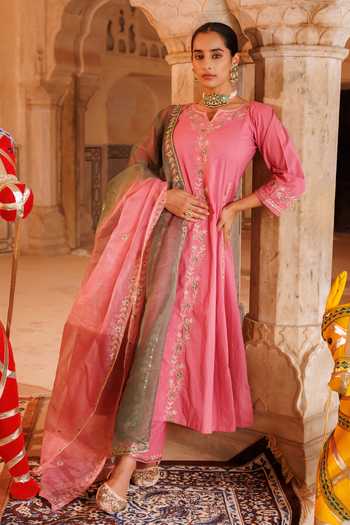 Buy_Bannhi By Priyanka Rathore_Pink Cotton Embroidery, Gota Patti, Lace Notched Neck Floral Vine Anarkali Set _at_Aza_Fashions