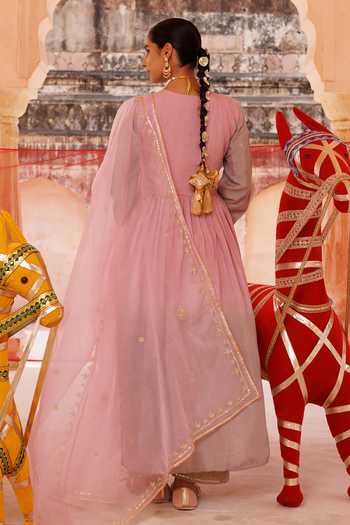 Shop_Bannhi By Priyanka Rathore_Grey Chanderi Zari, Embroidery V-neck Kurta Set _at_Aza_Fashions