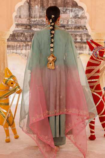 Shop_Bannhi By Priyanka Rathore_Green Cotton Embroidery Round Neck Anarkali Set _at_Aza_Fashions