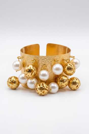 Buy_Mnsh_White Pearls Audrey Halo Cuff Bracelet _at_Aza_Fashions