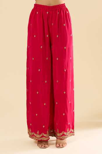 Samyukta Singhania_Pink Silk Zari Scoop Neck Embroidered Kurta Set _at_Aza_Fashions