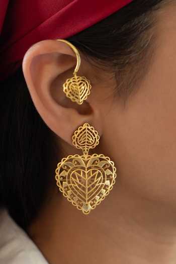 Buy_Manner_Gold Plated Cut Work Rakaan Heart Earrings  _at_Aza_Fashions