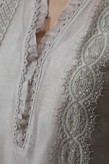 Shop_Bunka_Grey Organza Lace Split V-neck Farida Kurta Set _Online_at_Aza_Fashions