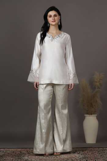 Buy_Pooja Peshoria_Ivory Silk, Brocade Embroidery, Sequins, Beads, Neckline Kurta And Palazzo Set _Online_at_Aza_Fashions