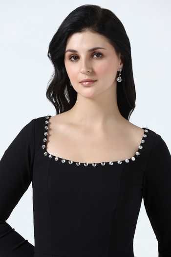 Buy_Pooja Peshoria_Black Knit Crystals Square Neck Neckline Embellished Dress _Online