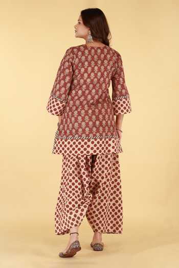 Shop_Kalakaari By Sagarika_Off White Cotton Mandarin Collar Floral Print Kurta And Palazzo Set _at_Aza_Fashions