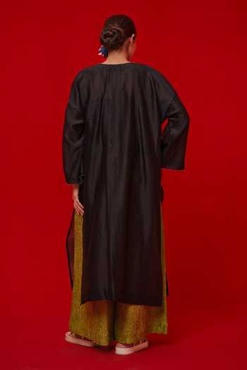 Shop_Stoique_Black Silk, Chanderi Embroidery Split V-neck Trace Tunic _at_Aza_Fashions