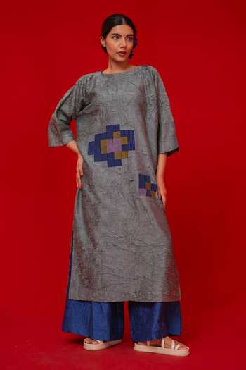 Stoique_Blue Silk Embroidery Round Neck Spring Patchwork Tunic _Online_at_Aza_Fashions