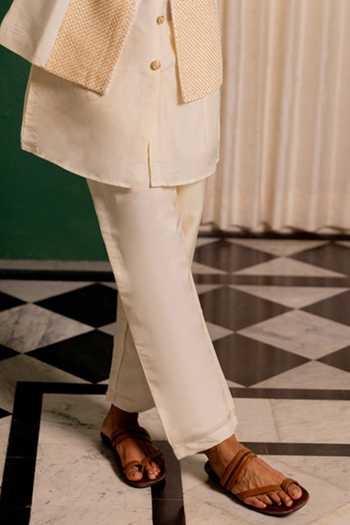 17:17 By Simmi Saboo_Ivory Beads Panelled Bundi Kurta Set _Online_at_Aza_Fashions