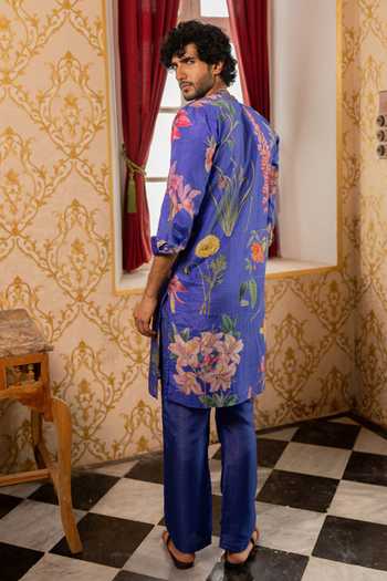 Shop_17:17 By Simmi Saboo_Blue Silk, Cotton Tribal Print Kurta _at_Aza_Fashions