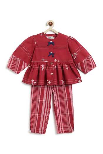 Tiber Taber_Maroon Cotton Jacquard Top And Pant Set _Online