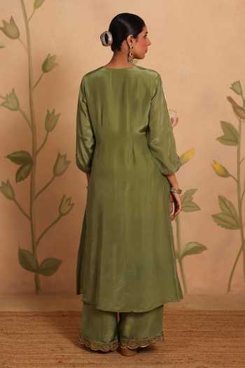 Shop_Pouli Pret_Green Silk, Organza Embroidery, Sequins, Beads, Pearls, Zari Kamla Kurta Set _at_Aza_Fashions