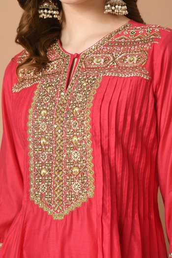 Jhambthreads_Red Organza, Chanderi Embroidery, Zari Round Neck Straight Kurta Set _at_Aza_Fashions