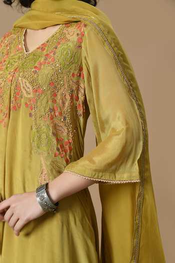 Buy_Jhambthreads_Green Organza, Chinon Embroidery V-neck Yoke Kurta Set _Online_at_Aza_Fashions