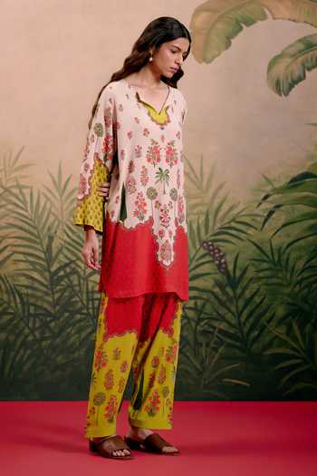 Shop_Shetab Kazmi_Ivory Cotton V-neck Raya Printed Kurta And Pant Set 