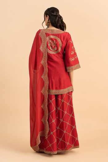 Shop_Roohbyridhimaa_Red Silk, Organza, Viscose Embroidery, Zari Round Neck Mehrban Kurta Set _at_Aza_Fashions