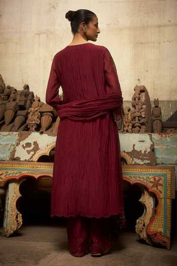 Shop_Hirika & Dhruti_Burgundy Chanderi Embroidery Round Neck Rose Pleated Kurta Set _at_Aza_Fashions