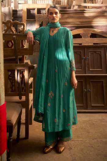 Buy_Hirika & Dhruti_Aqua Chanderi Embroidery V-neck Scattered Butti Anarkali Set _at_Aza_Fashions