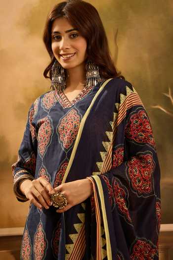 Buy_Jhambthreads_Navy Pure Cotton V-neck Motif Print Kurta Set _Online_at_Aza_Fashions