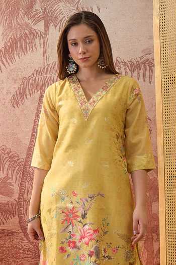 Buy_Jhambthreads_Yellow Chanderi, Muslin V-neck Printed Kurta And Pant Set _Online_at_Aza_Fashions